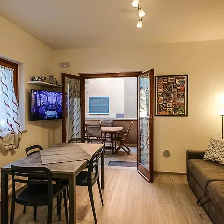 Apartment Punta Gro 2 - *