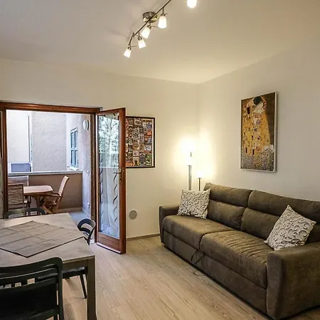 Punta Gro 2 - Apartment Sirmione