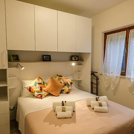 Punta Gro 2 - Apartment Sirmione